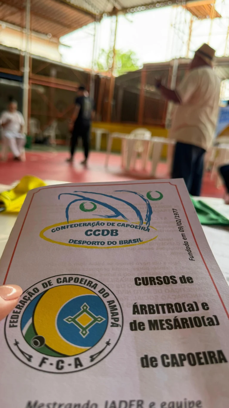 Instagram post from fca_capoeira. This post is in position 9.